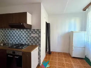 Prodej bytu 2+1, Krupka, Karla Čapka, 61 m2