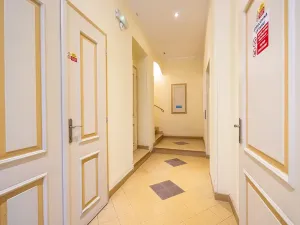 Prodej bytu 3+kk, Praha - Nové Město, Petrské náměstí, 77 m2