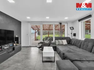 Prodej rodinného domu, Podhradí - Čejkovice, 225 m2