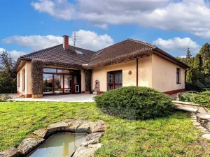 Prodej rodinného domu, Králův Dvůr, 262 m2