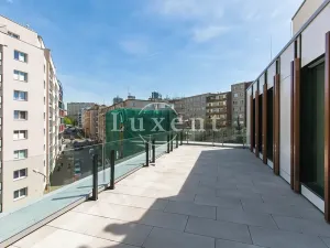 Pronájem kanceláře, Praha - Nusle, Lomnického, 208 m2