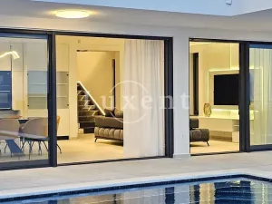 Prodej vily, Split, Chorvatsko, 320 m2