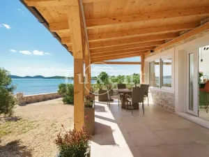 Prodej vily, Šibenik, Chorvatsko, 105 m2