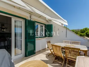 Prodej bytu 3+kk, Milna, Chorvatsko, 64 m2