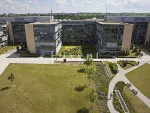 Pronájem kanceláře, Praha, Radlická, 516 m2