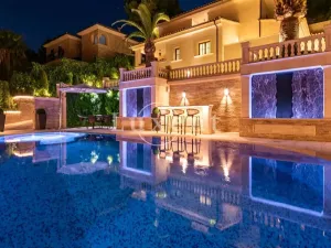 Prodej vily, Peguera, Španělsko, 520 m2