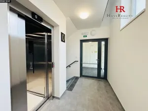 Pronájem bytu 1+kk, Benešov, Suchánkova, 41 m2