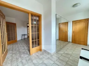 Pronájem rodinného domu, Česká, 200 m2