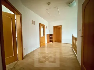 Pronájem rodinného domu, Česká, 200 m2