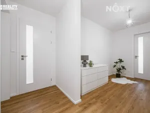 Prodej bytu 3+kk, Brno, Komárovská, 71 m2