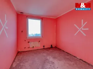 Prodej bytu 4+1, Rovná, 80 m2