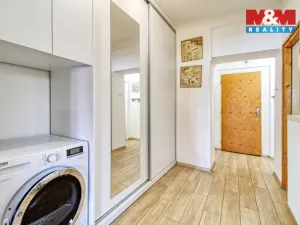 Prodej bytu 2+1, Lom, Československé armády, 76 m2