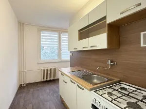 Pronájem bytu 3+1, Klášterec nad Ohří, Školní, 66 m2