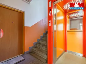 Prodej bytu 3+1, Karlovy Vary - Stará Role, Dvořákova, 83 m2