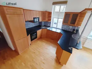 Pronájem bytu 4+1, Liberec, nám. Tržní, 130 m2