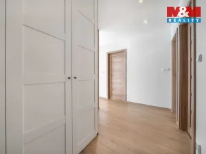 Prodej bytu 3+kk, Praha - Prosek, Veltruská, 54 m2
