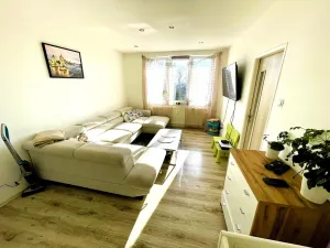 Prodej bytu 3+1, Pernarec, 58 m2