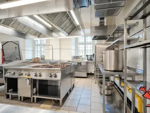 Pronájem restaurace, Dobříš, náměstí Svobody, 419 m2