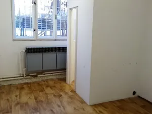 Pronájem kanceláře, Praha - Libeň, Sokolovská, 32 m2