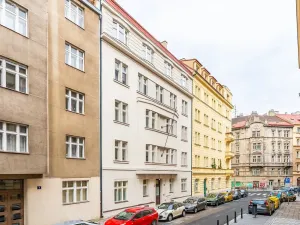 Pronájem bytu 2+kk, Praha - Bubeneč, Sládkova, 45 m2