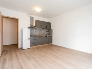 Pronájem bytu 2+kk, Praha - Prosek, Čakovická, 43 m2