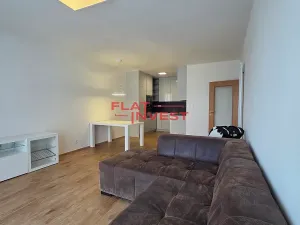 Pronájem bytu 2+kk, Praha - Břevnov, Ve Střešovičkách, 57 m2