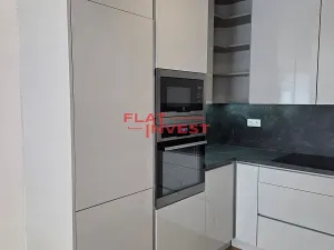 Pronájem bytu 2+kk, Praha - Břevnov, Ve Střešovičkách, 57 m2