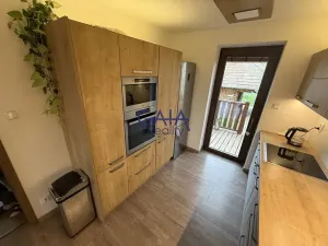 Prodej rodinného domu, Vlkoš, 162 m2