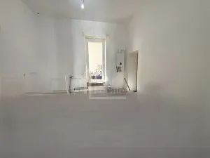 Pronájem obchodního prostoru, Praha - Vinohrady, Korunní, 82 m2