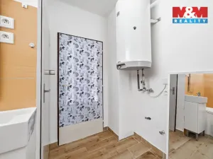 Prodej bytu 3+1, Lukavice, 74 m2