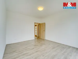 Pronájem bytu 3+kk, Plzeň - Doubravka, V Zahrádkách, 57 m2