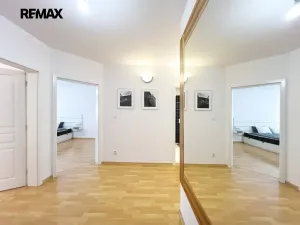 Pronájem bytu 3+kk, Praha - Holešovice, Přístavní, 101 m2