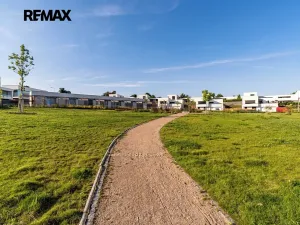 Prodej pozemku pro bydlení, Praha - Lysolaje, Podholí, 1353 m2