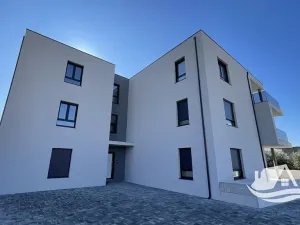 Prodej bytu 4+kk, Tribunj, Chorvatsko, 105 m2