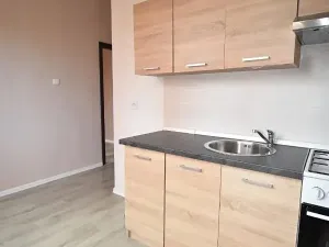 Pronájem bytu 2+1, Kadaň, Chomutovská, 56 m2