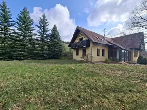 Pronájem atypického bytu, Břestek, 100 m2