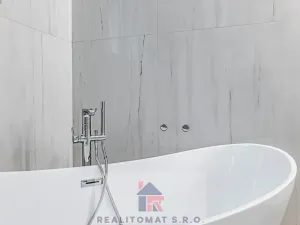 Prodej kanceláře, Praha - Komořany, Pod lesem, 440 m2