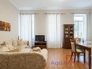 Pronájem bytu 3+kk, Karlovy Vary, Zámecký vrch, 86 m2