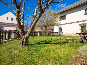 Prodej rodinného domu, Bezděz, 240 m2