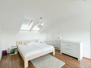 Pronájem vily, Zdiby, Centrální, 187 m2