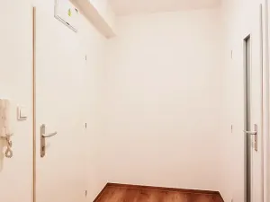 Pronájem bytu 1+kk, Brno, Karáskovo náměstí, 25 m2