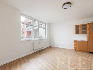 Pronájem bytu 2+kk, Praha - Hlubočepy, Trnkovo náměstí, 52 m2