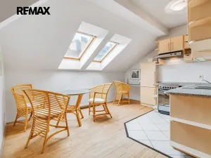 Prodej bytu 2+kk, Praha - Žižkov, Blahníkova, 40 m2