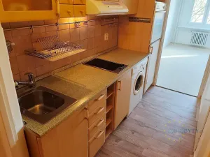 Pronájem bytu 1+kk, Praha - Michle, Bítovská, 27 m2