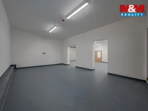 Pronájem skladu, Zubří, U Traktorky, 129 m2