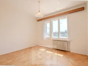 Pronájem bytu 3+1, Praha - Vinohrady, Písecká, 101 m2