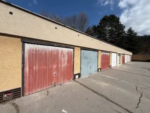 Pronájem garáže, Brno, Řezáčova, 18 m2