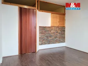 Prodej bytu 2+1, Praha - Hloubětín, Kardašovská, 43 m2