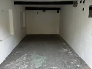 Prodej garáže, Chomutov, Bezručova, 18 m2