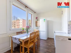 Prodej bytu 3+1, Klášterec nad Ohří - Miřetice u Klášterce nad Ohří, Královéhradecká, 61 m2